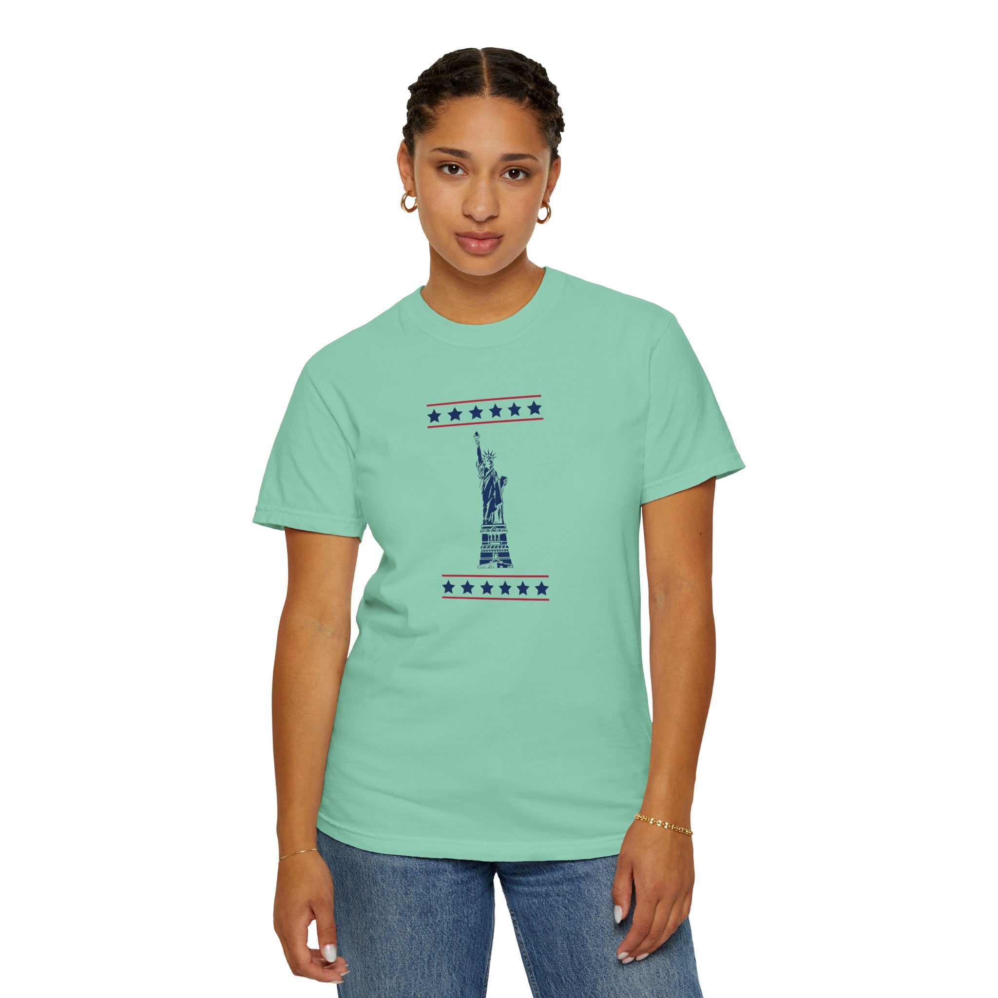 Patriotic Statue of Liberty T-shirt | Unisex | 100% Cotton | American Pride Spirit
